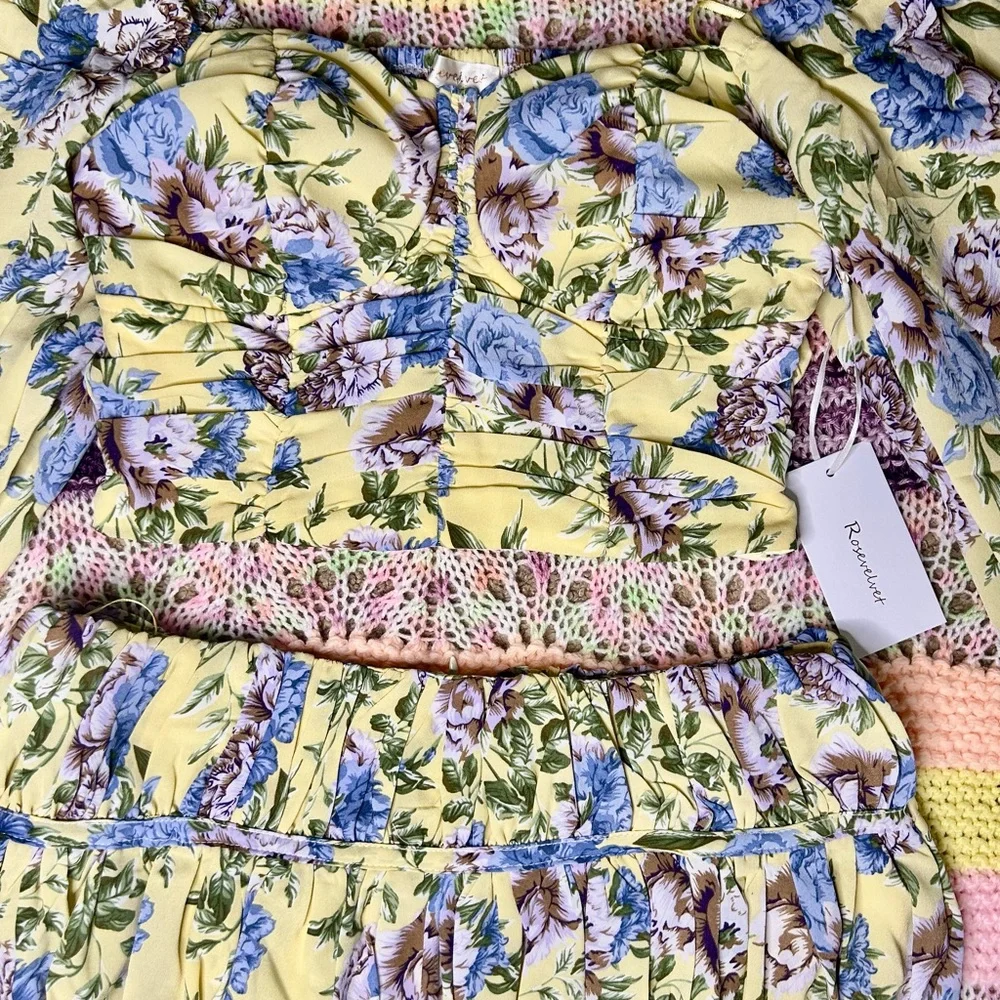 Floral Off-Shoulder sheer long sleeve crop top and mini skirt set Size L
